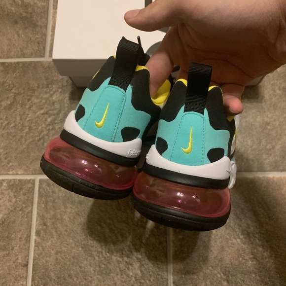 Nike Air Max 270 React Bright Violet White Violet - Picture 6 of 8